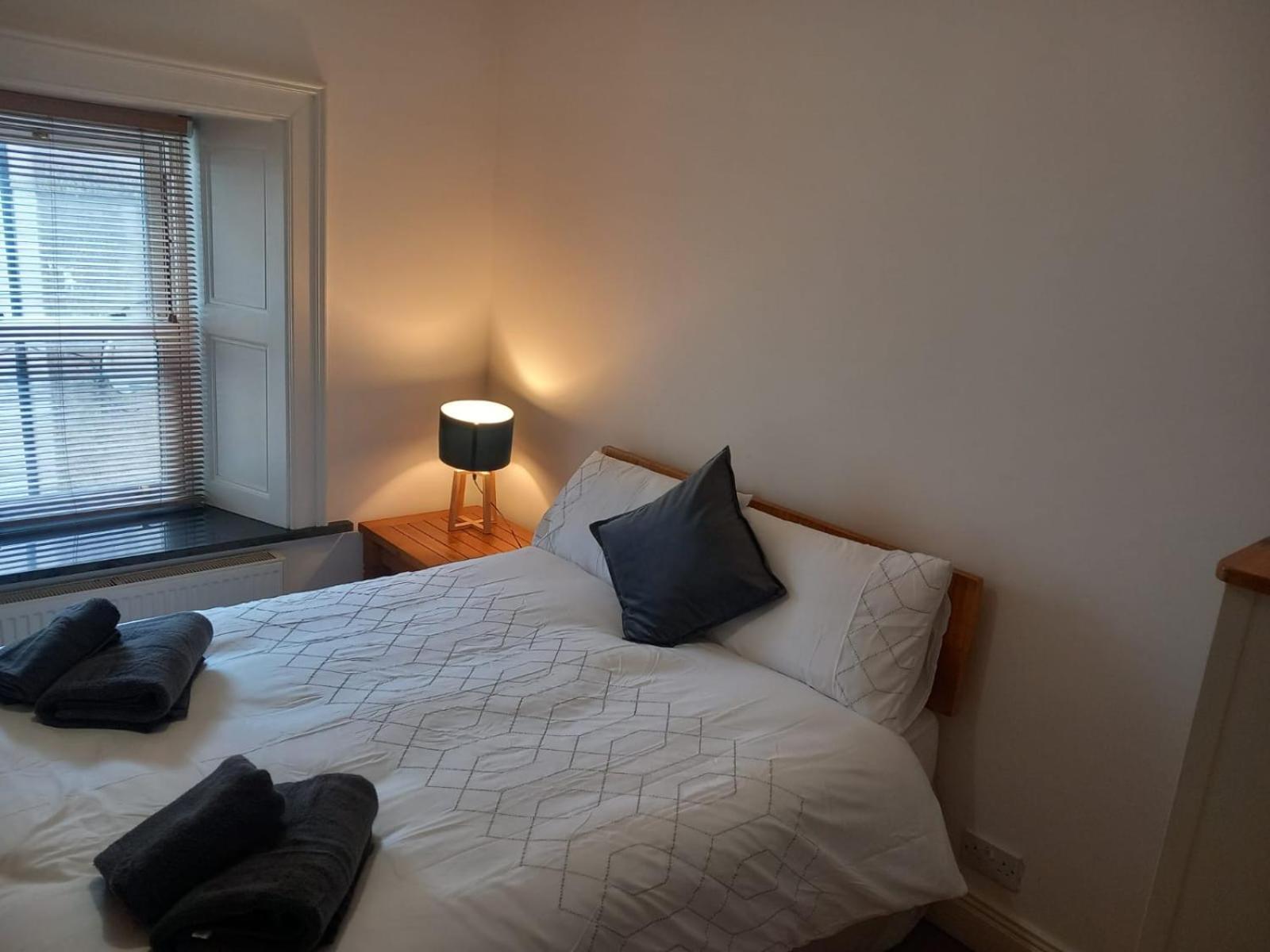 קורק Marguerita Villas Apartment מראה חיצוני תמונה